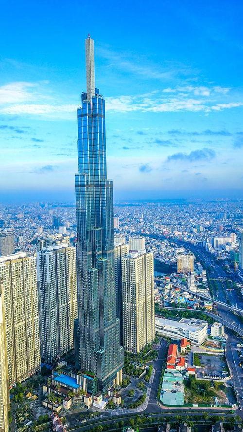 从有利因素看，越南近年来经济增长强劲，2025年GDP增速达8.02%，2026