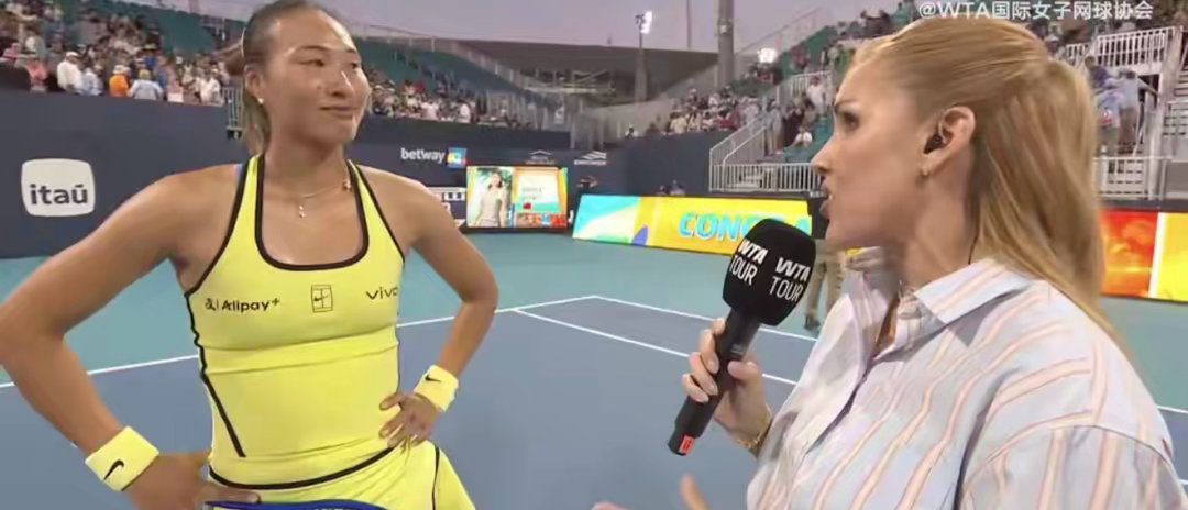 郑钦文首次回应新教练加入：仍在试训阶段，里巴教练帮了我很多郑钦文体育明星 在迈阿