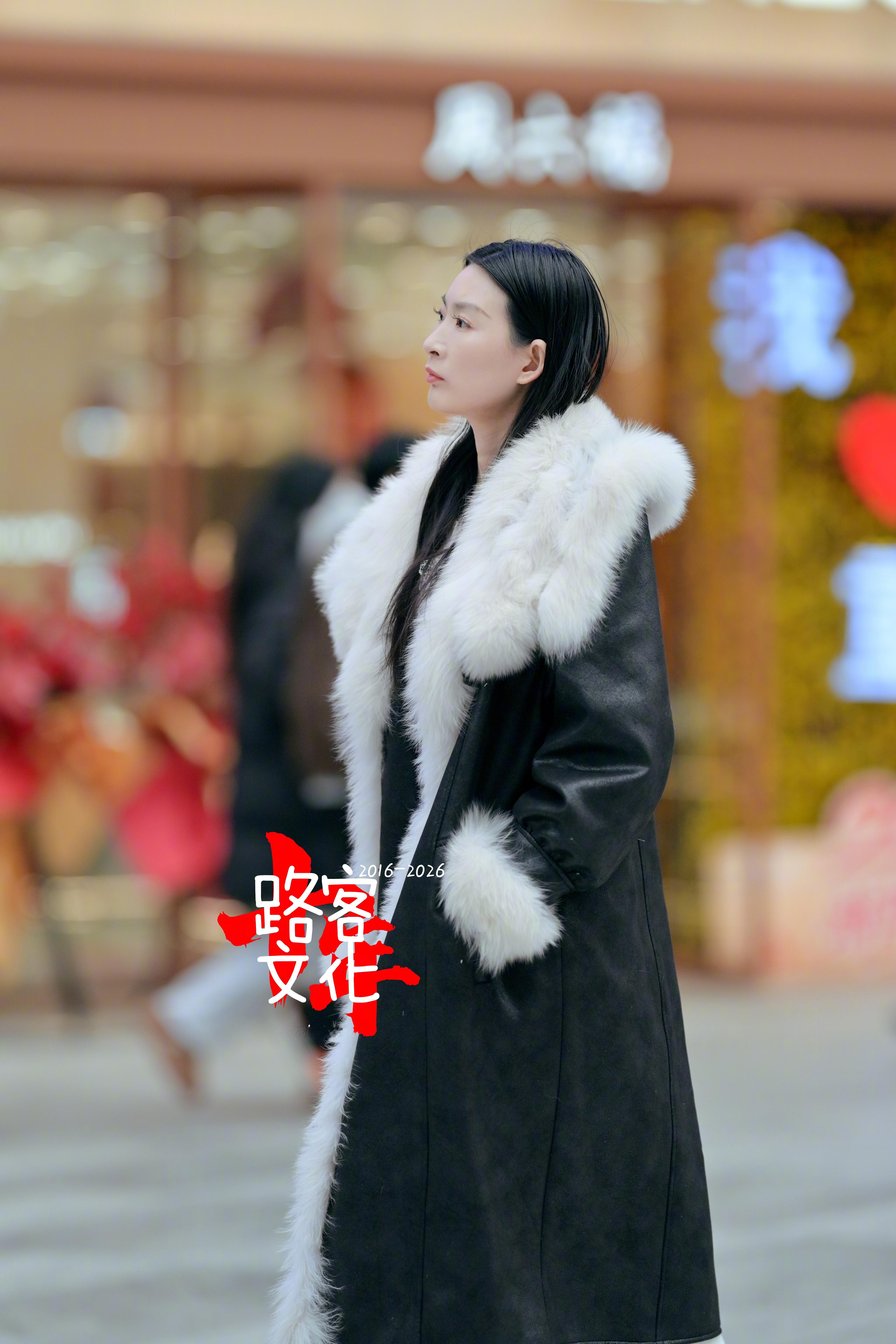 再来一张侧面特写 