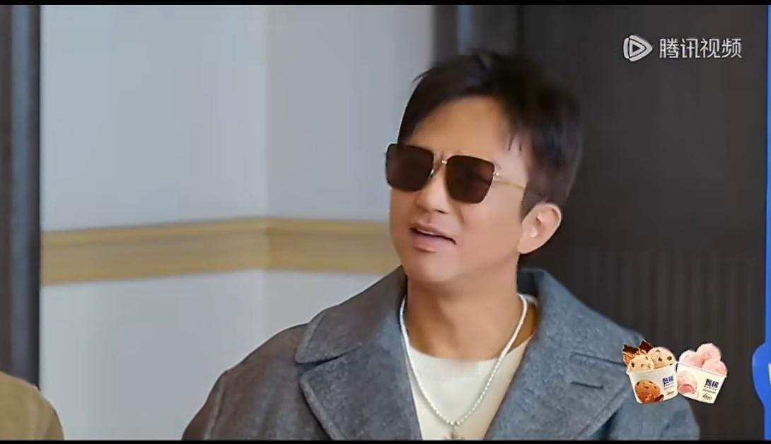 邓超说李小冉陈乔恩是来认领的哈哈哈哈哈不得不服邓超的综艺梗，选组现场一句话精准形