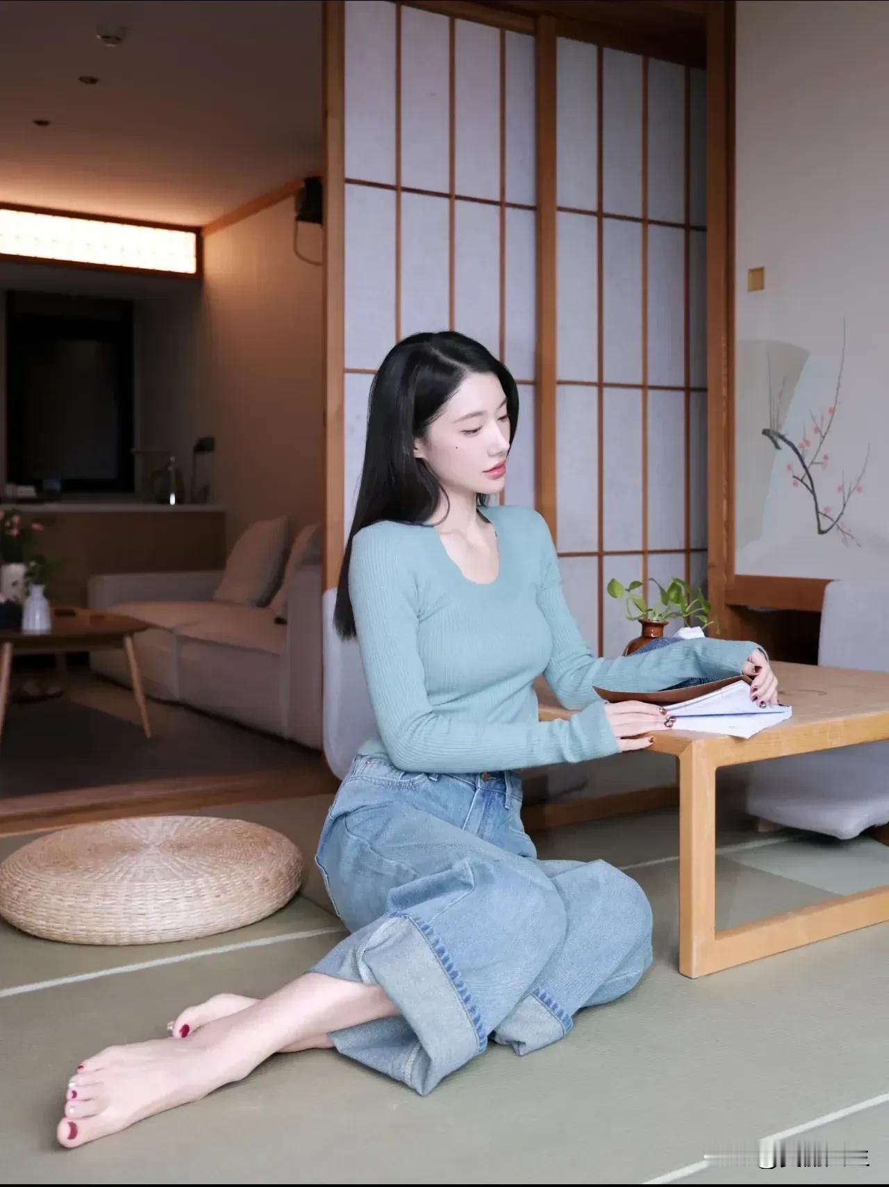 跋山涉水来到城墙上