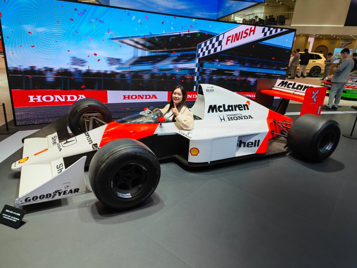 收工了～下一个出差续上了饿了一天，机场吃一口推荐！这个大满贯车仔面45块钱超值，