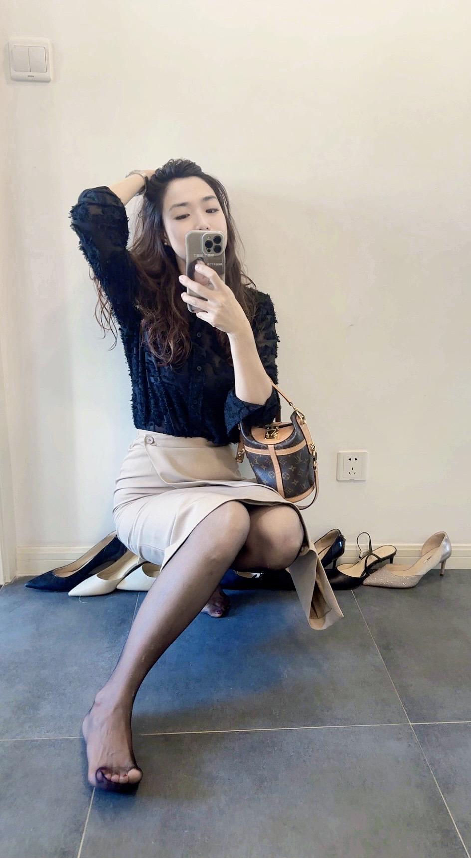 肤乐尔的 3.82 i 03/03 Fuf:/ 【商城】https...