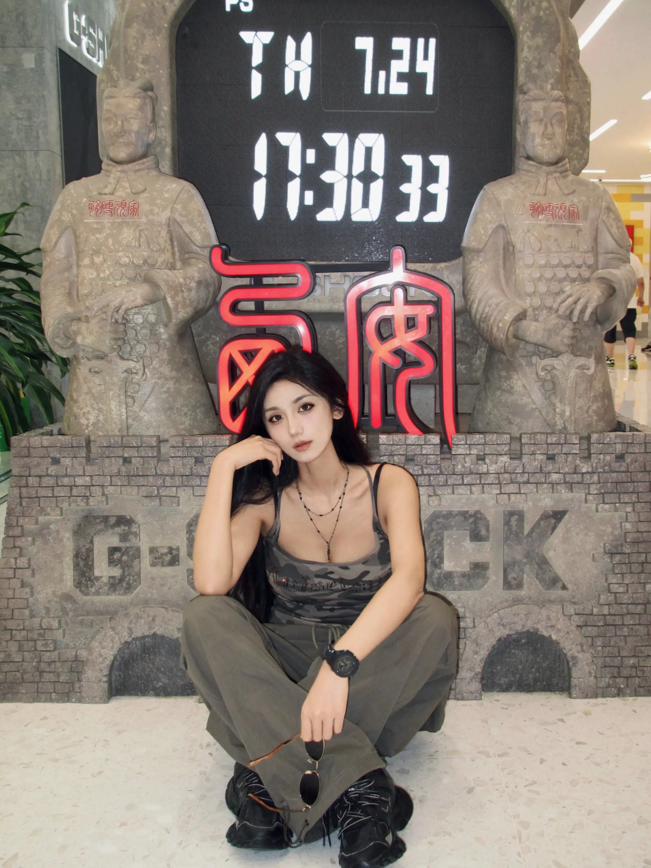 穿上迷彩就是兵