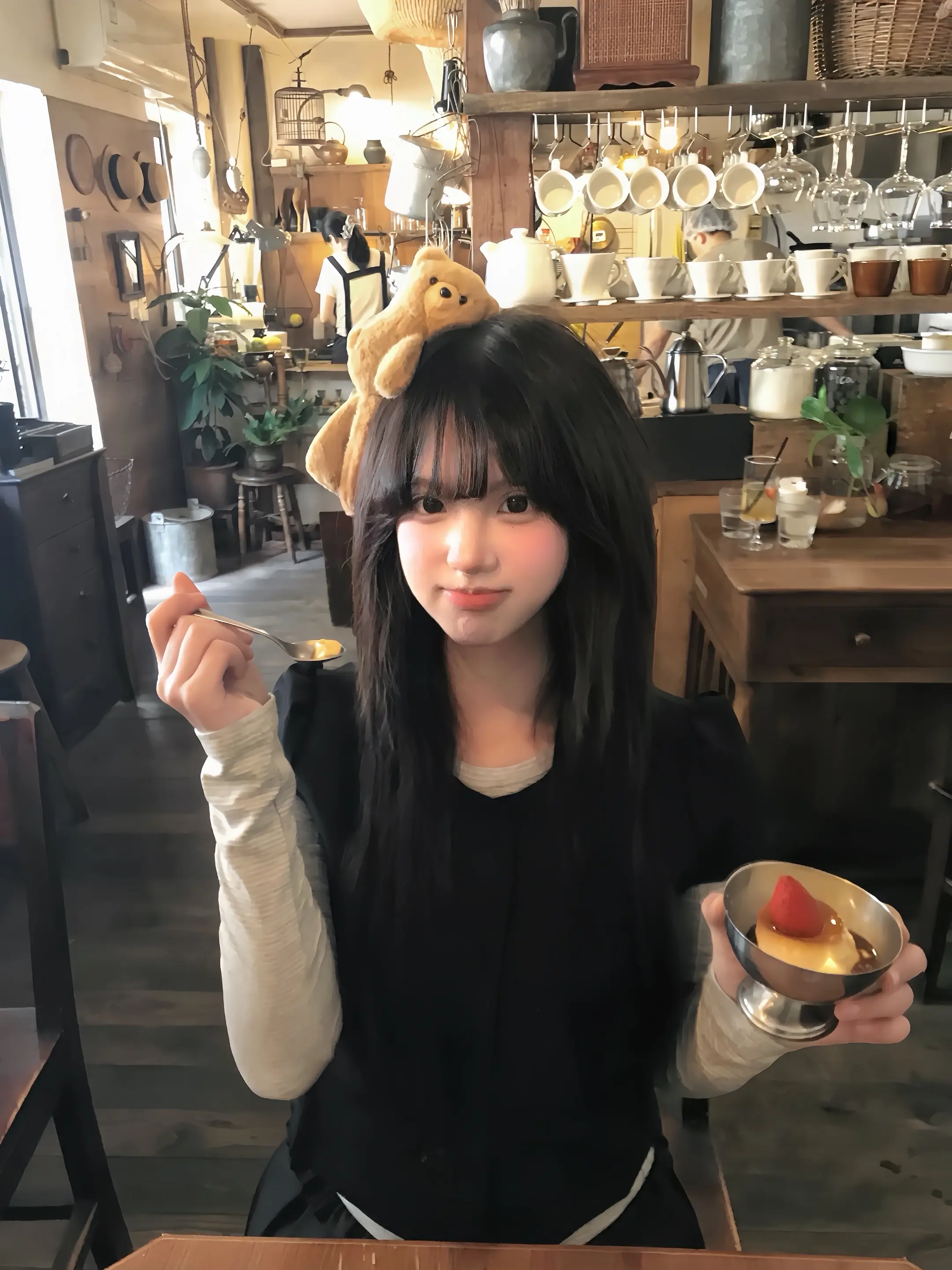 存一些日系咖啡店拍照姿势🐻📷。