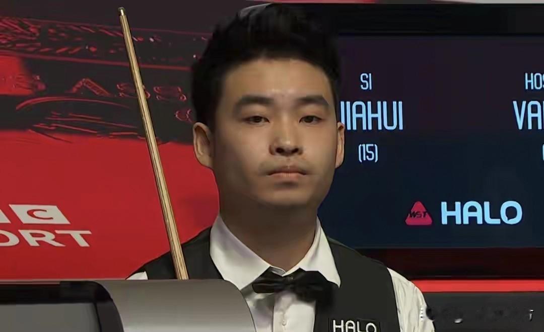 刚刚结束的一场斯诺克世锦赛正赛首轮比赛，15号种子斯佳辉在对阵伊朗一哥侯赛因·瓦