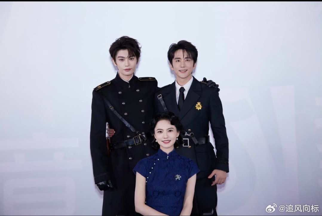丁禹兮 姜珮瑶六分钟就补上了，姜佩瑶这条微博发了这多么多张照片，错勾一张少勾的也