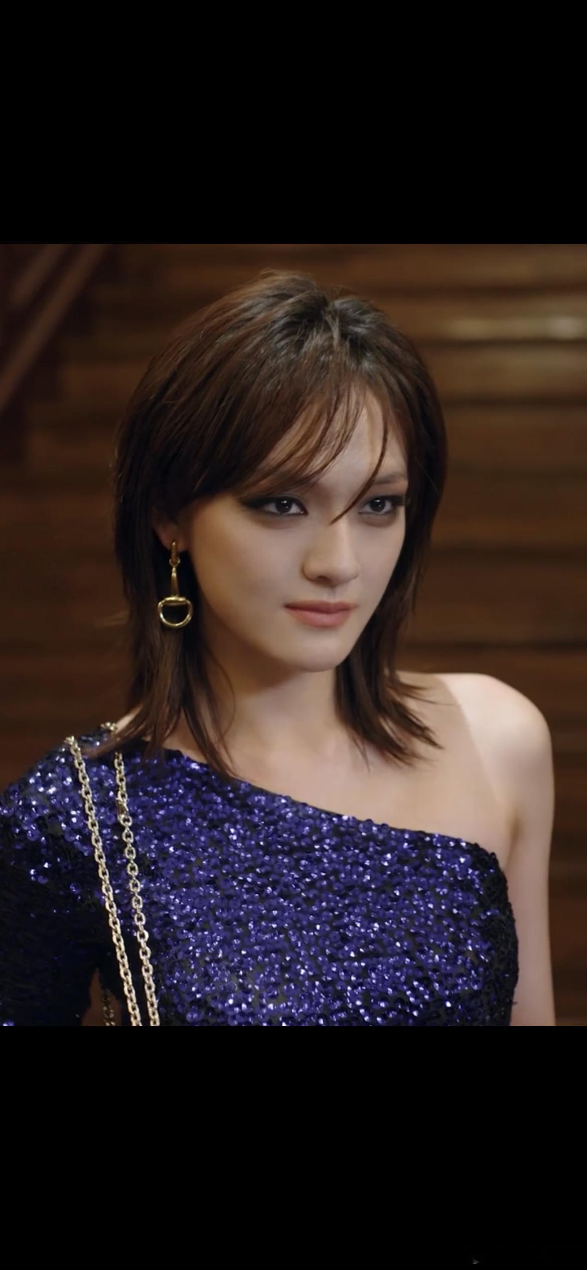 文淇为什么要演这种雌竞剧情，居然是2026的产物吗，短片里的女角色都被刻画得好m