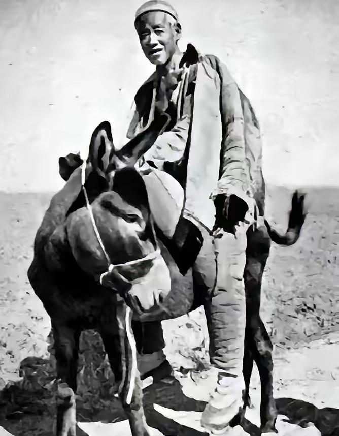 53岁参军的八路军神枪手裴天来：被日军称为死神，一生热血护家国！
​裴天来，河北