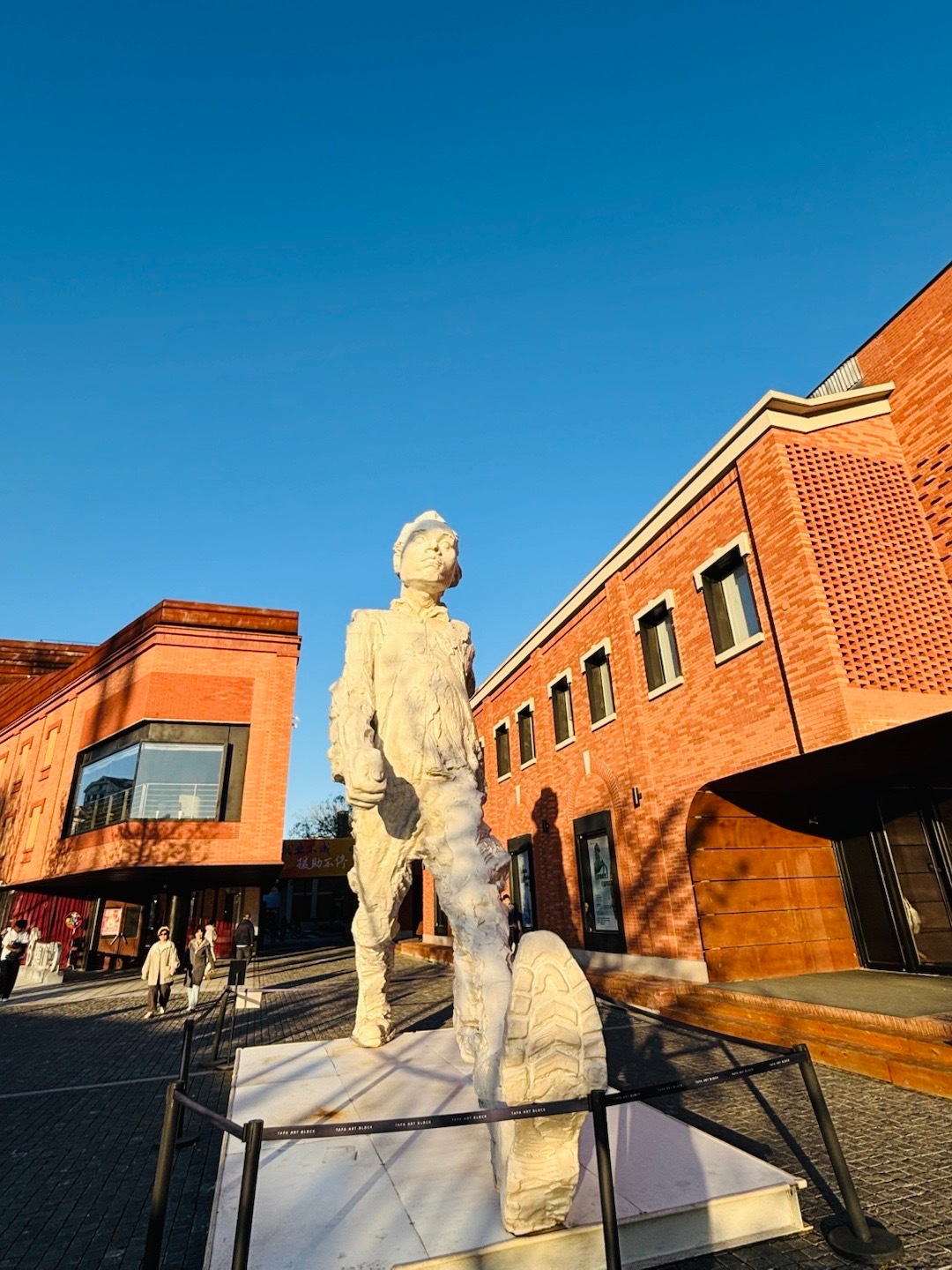 第一次来，原来就在大悲院和摩天轮🎡附近100米，天美艺术街区，停下来喝杯茶，看