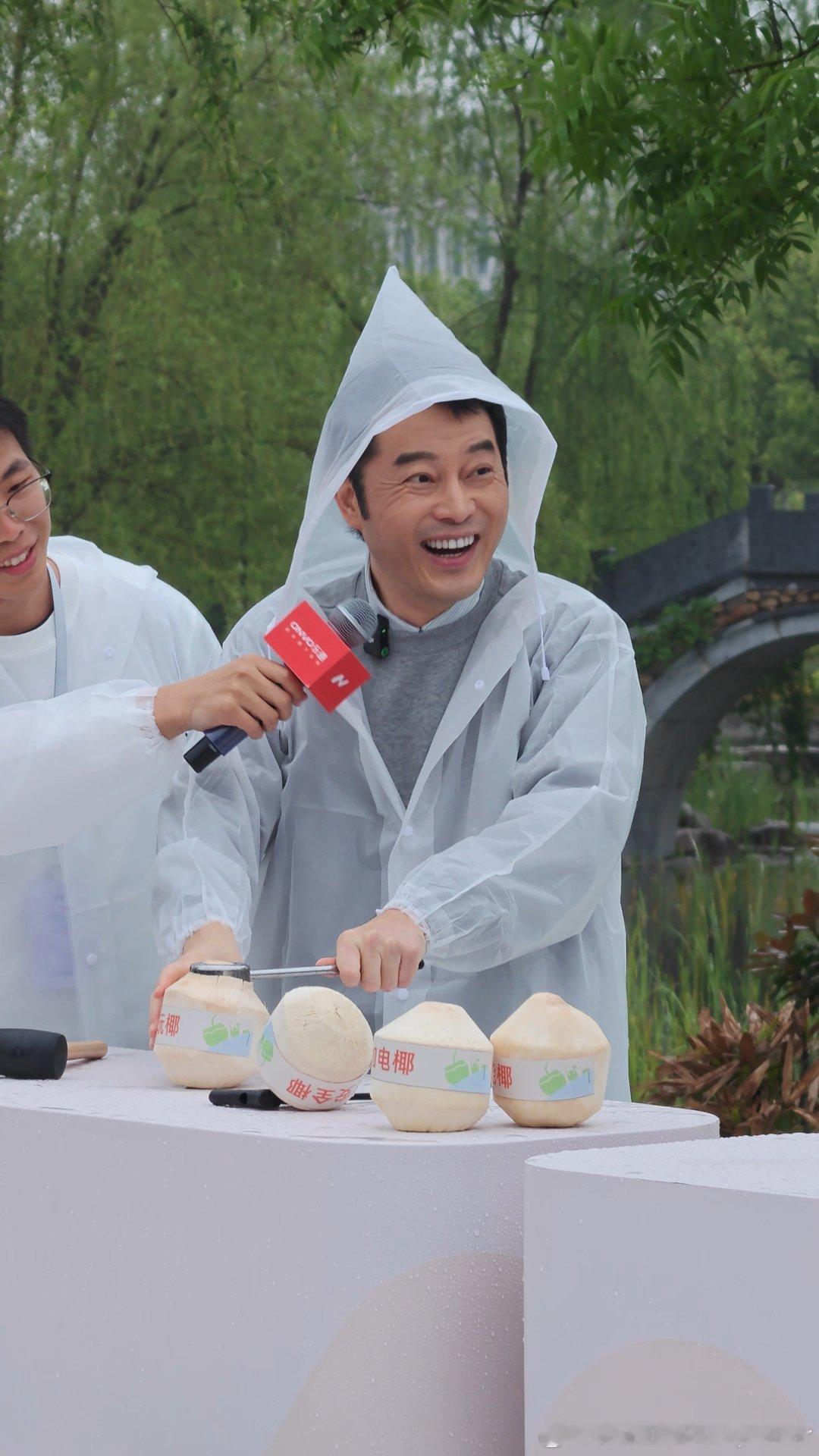 2000公里跑完！湛江带回的椰子也开了，乐道L90蔚来世界模型版的发布会即将开始