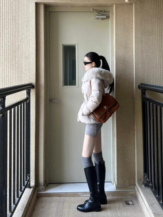 今天0度穿什么！羽绒服➕长靴