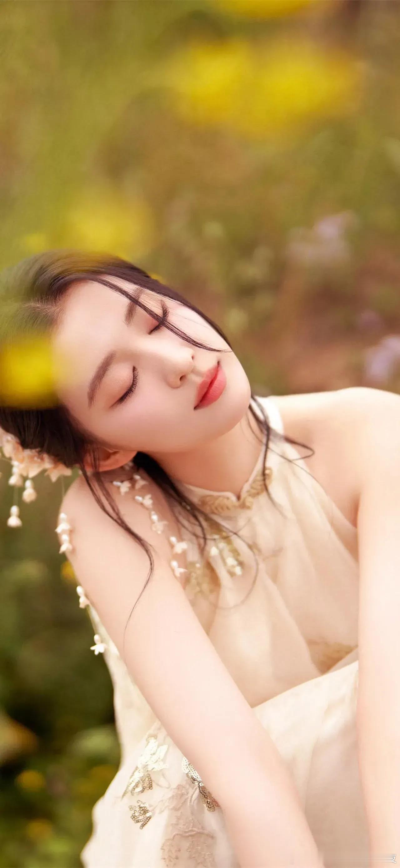 迷人太迷人~每天都更美💐王楚然