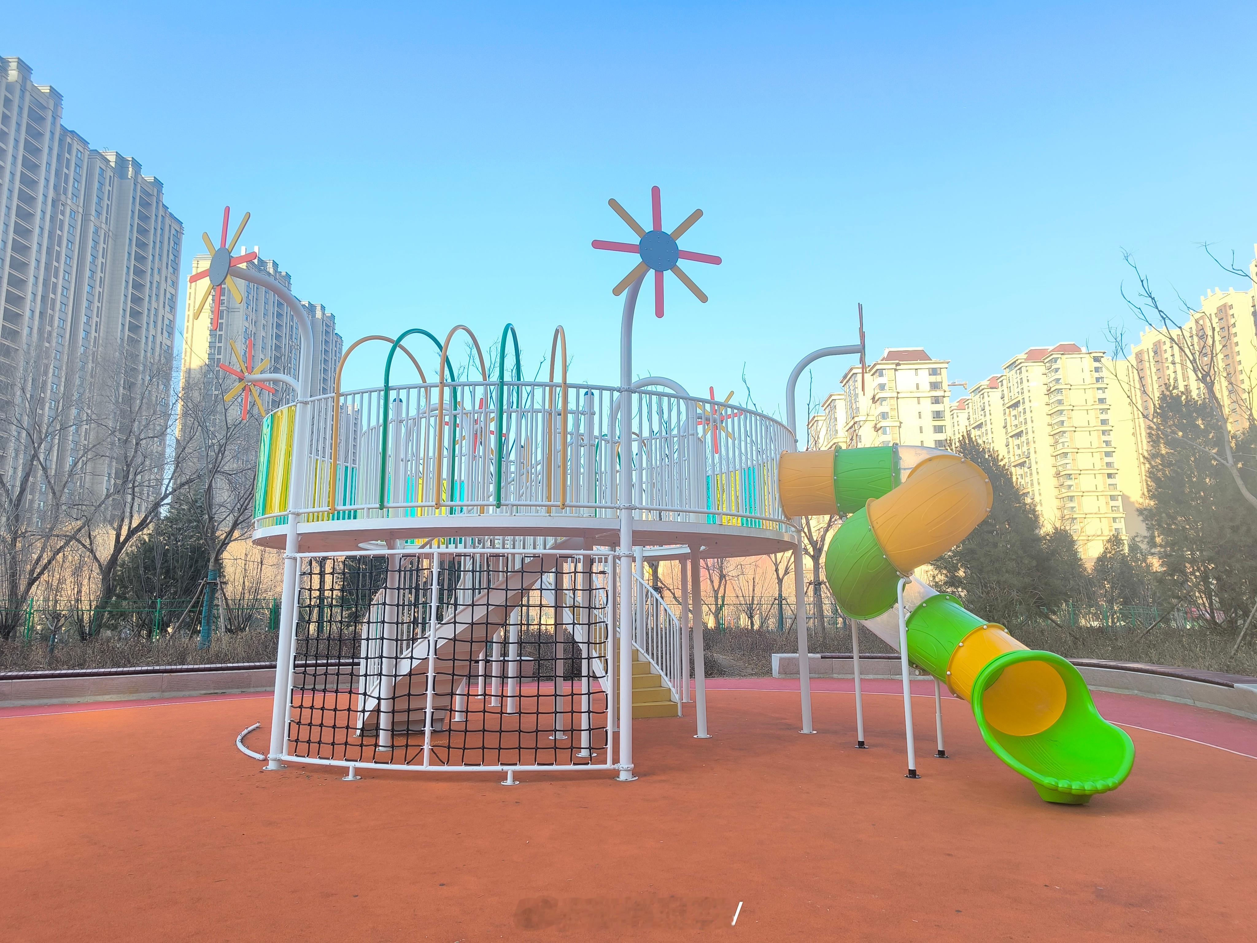 闫学晶 中戏闫的儿子顶替别人上大学，让前后两任领导栽一个坑？不知道真相是啥，反正