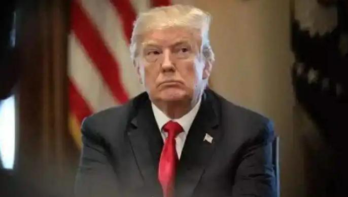美国可以把伊朗打残，但是必须动用战术核武器。可一旦这个潘多拉魔盒被打开，伊朗第一