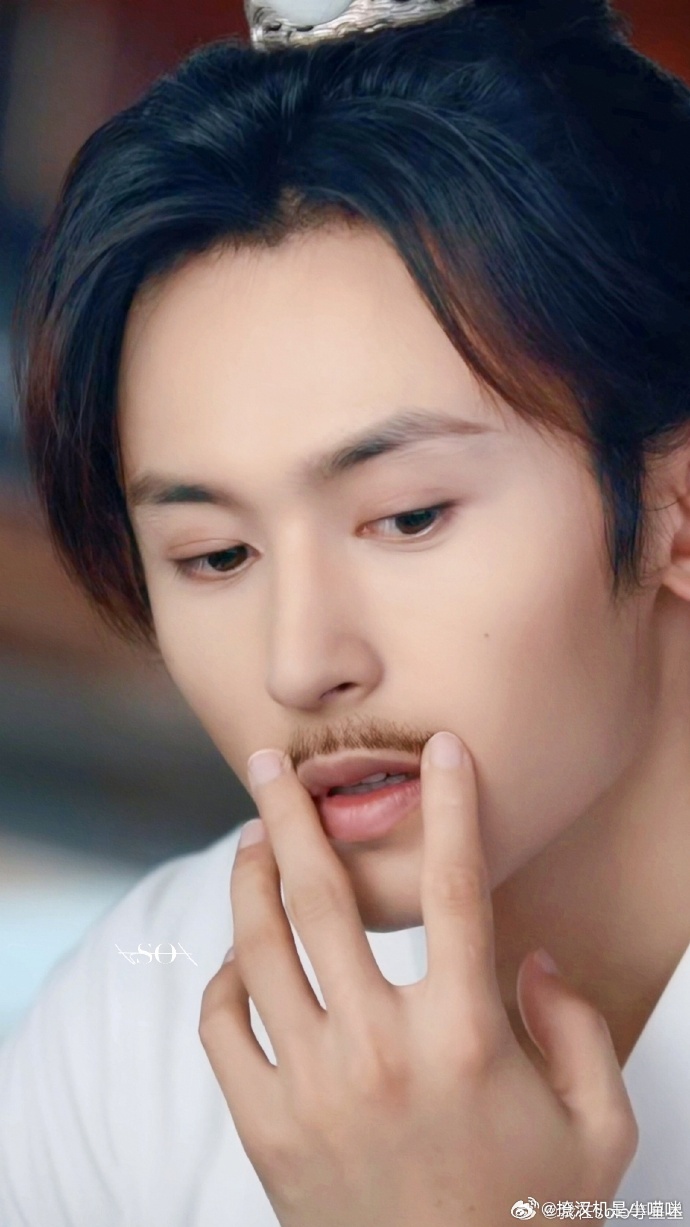 龚俊陆小凤造型多年以后你的脸长出了他当年的模样