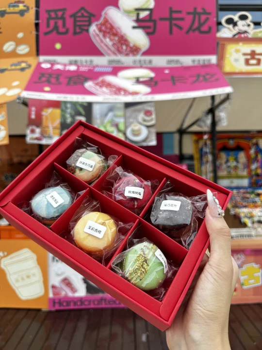 在咖啡节遇到人生马卡龙！减糖太懂我啦‼️