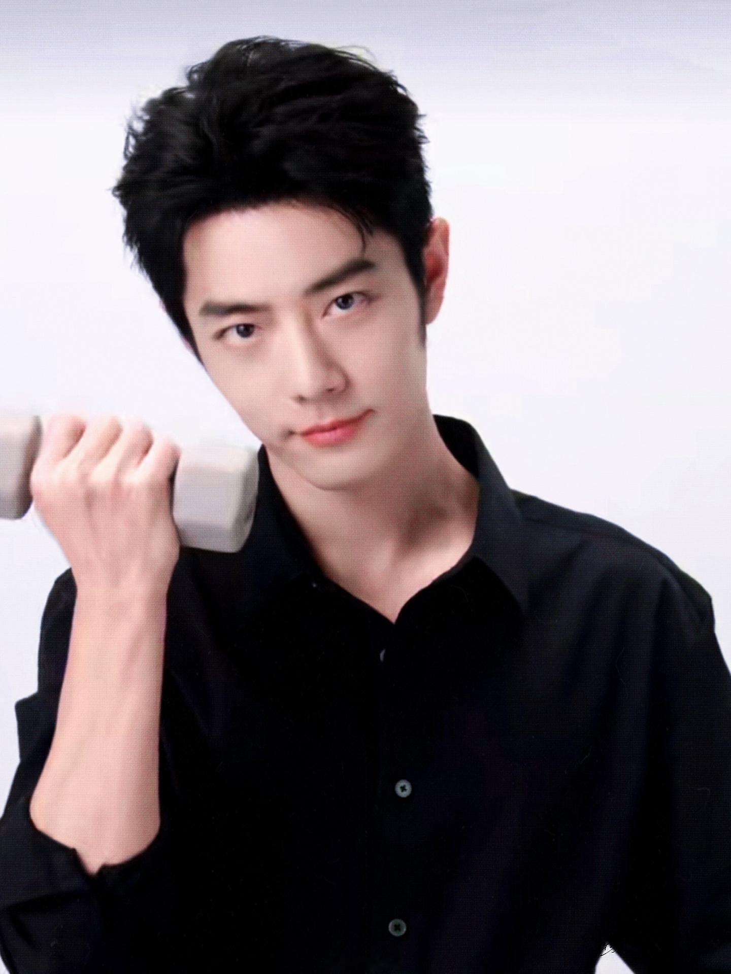 我们这边新修了条路，什么路？爱你没有退路。肖战连包5场彭昱畅新电影