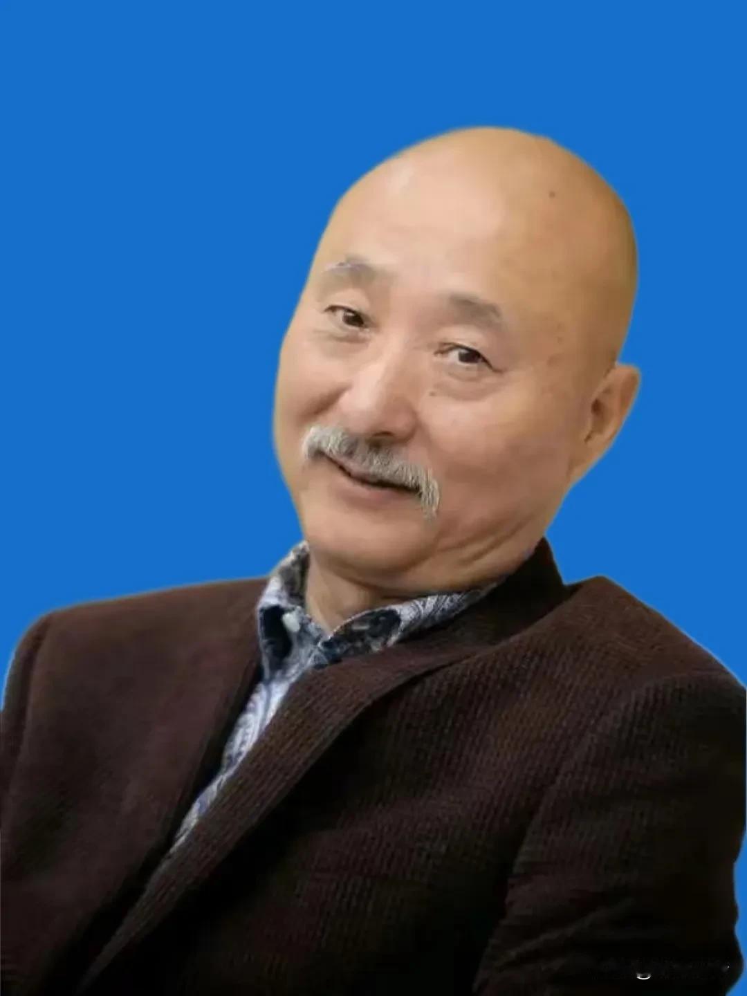 陈佩斯的《戏台》很难达到5亿了，不是因为剧本不行，也不是因为选角不好，更不是因为