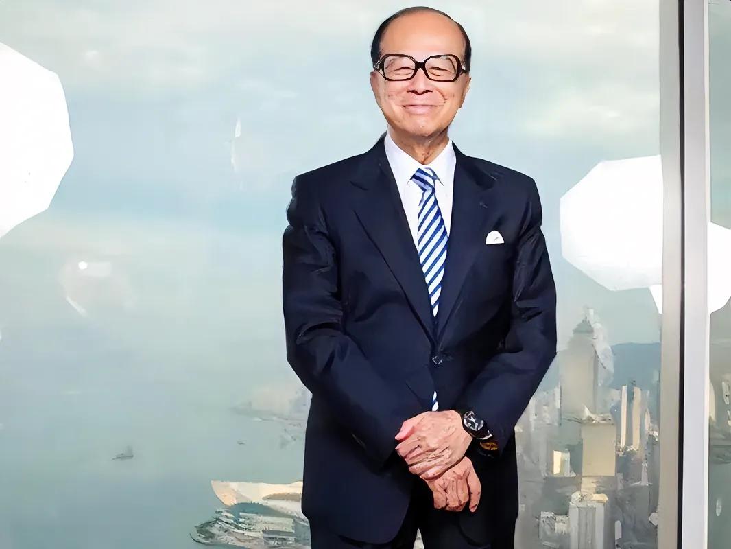 美国回应中方审查李嘉诚卖港口，其实不管美国怎么回应，其战略意图都非常明显，就是要