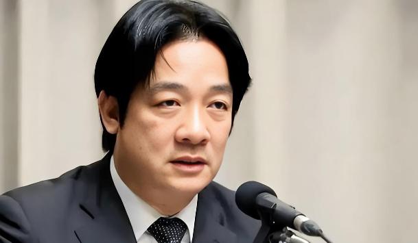 台军收到噩耗，军火已被扣！大陆更改赖清德称呼，郑丽文即将离台！
近日，台海局势骤