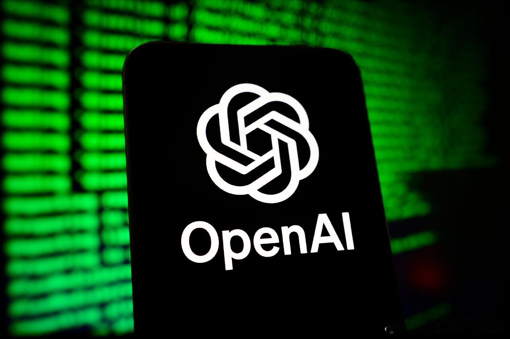 【OpenAI新一轮人事动荡，曝OpenAI股东们正考虑换掉奥尔特曼】两年多以前