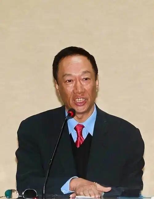 只要大陆敢打仗，我就敢给他们送物资过去！郭台铭，也就是富士康的创始人，表示如果两