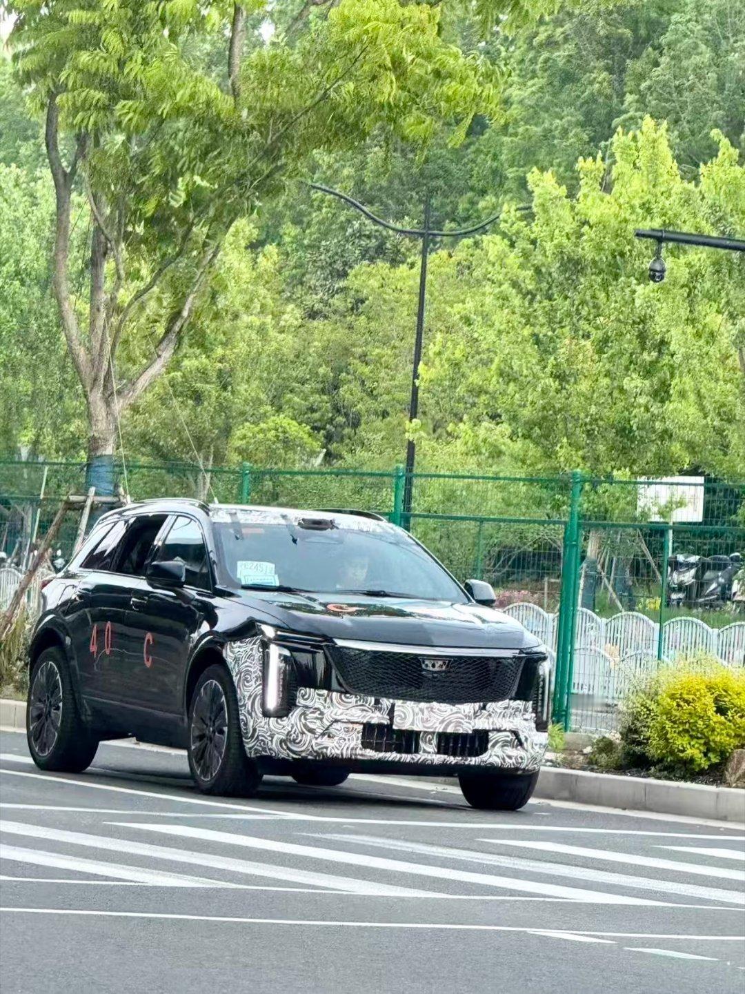 如果凯迪拉克上增程或者插混，价格跟现在燃油版一样，你会感兴趣吗？比如说，XT5增