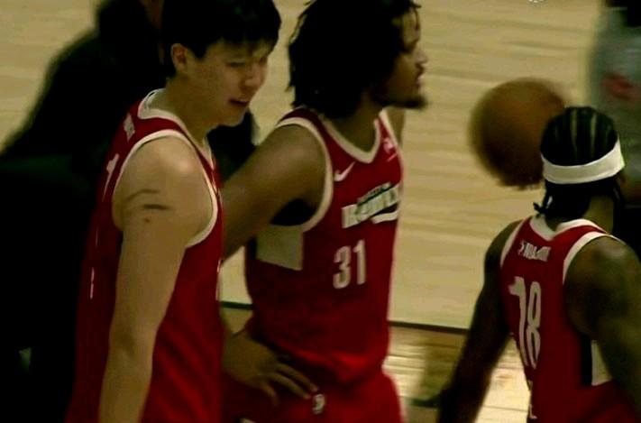 杨瀚森就是重点培养对象！！！

杨瀚森转战发展联盟，背靠背狂飙22分7篮板3助攻