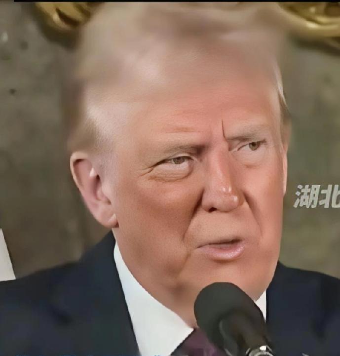 特朗普转头又试射了洲际导弹！
这操作可把俄罗斯气坏了，
朝美本土直接亮出“末日鱼