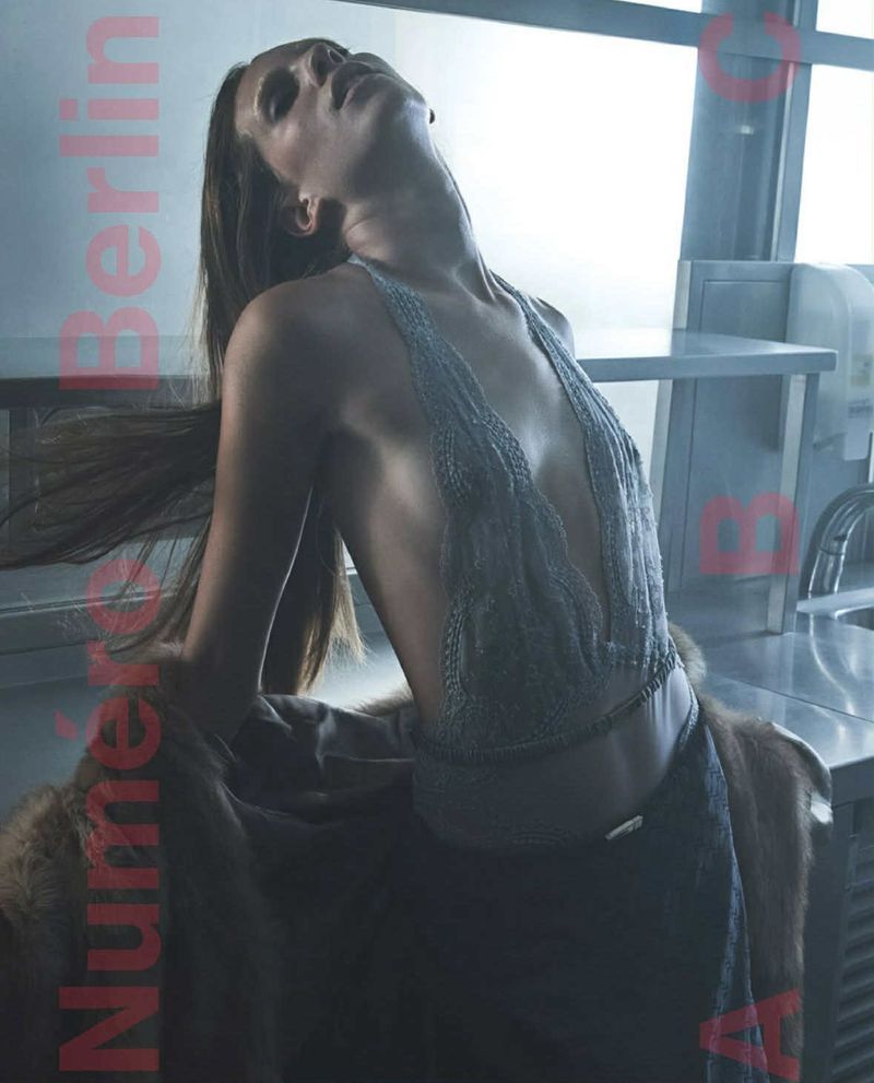 模特Jessie Bloemendaal、Nathali Fried登上德国版《