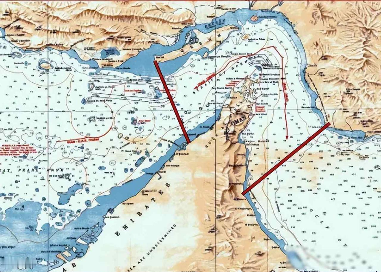 美军在霍尔木兹海峡摆开阵势，伊朗亮出新地图划界，双方都在悄悄改规则

5月4日，