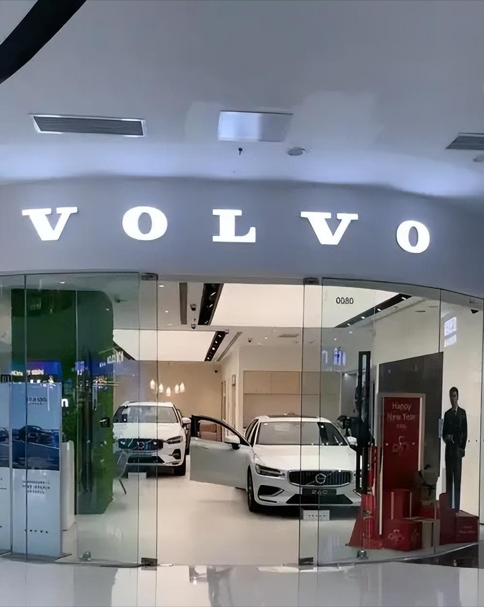 汽车巨头遭遇“滑铁卢”，十年来首亏22亿，中国市场成重灾区。

最近汽车圈都在传