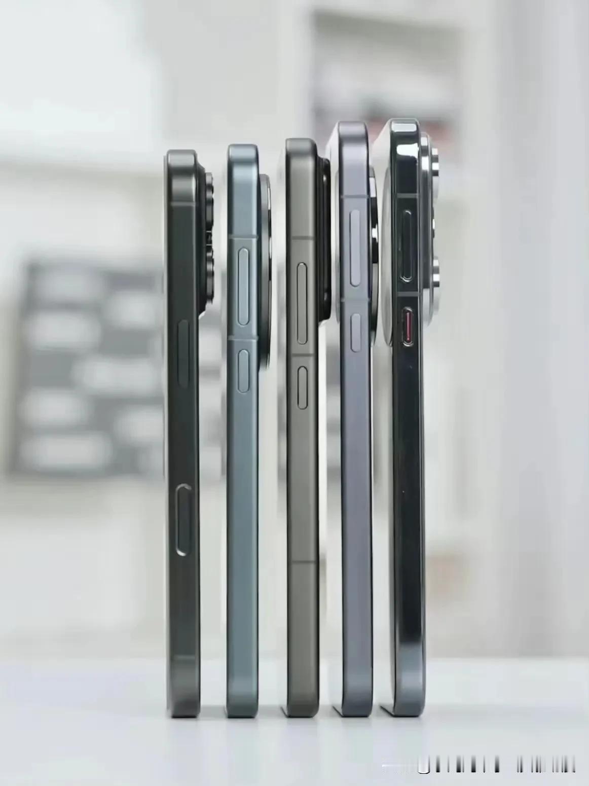 猜猜看，哪台是iPhone手机？所以发展最后，安卓跟苹果没区别了？唯一区别就是系