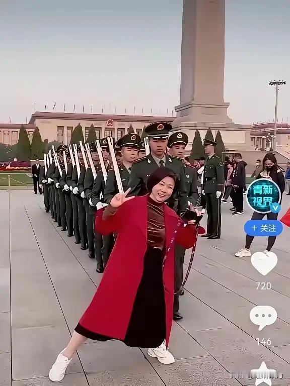 她真没眼色。