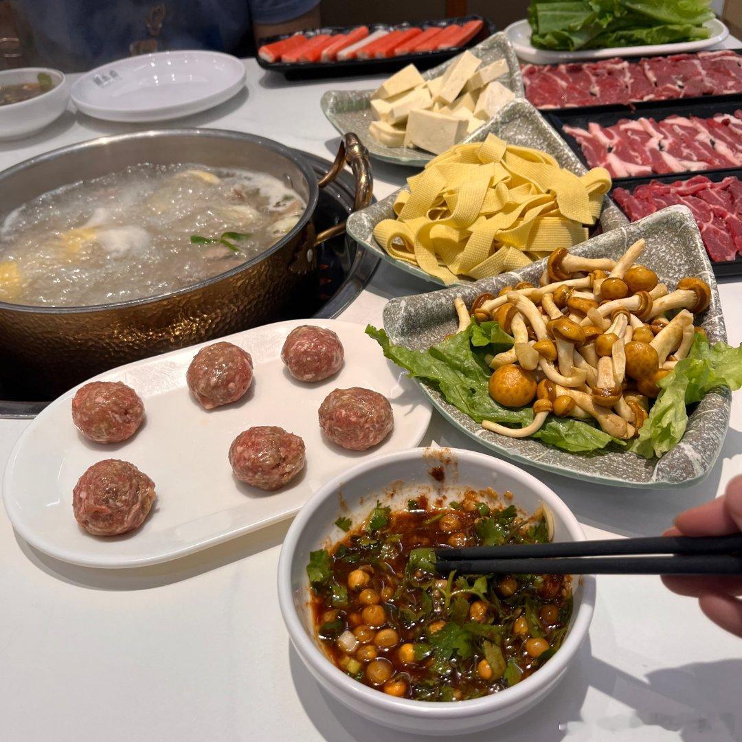 行情不动，就耐心等吧出门搓一顿美盘见！ 