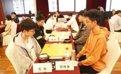 晋城杯公开赛特点多多~
段博尧首轮过关
精细分组有创意


第3届晋城杯中国职业