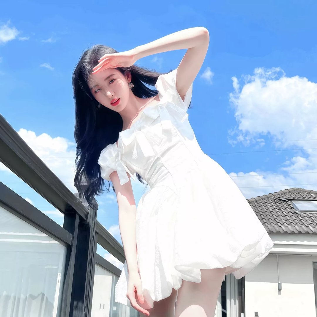 𝑾𝒆𝑪𝒉𝒂𝒕｜鞠婧禕｜高清头像 +背景图 