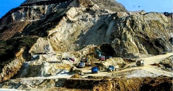 土耳其发现稀土矿后似乎“一夜之间”找到了经济复兴的密码。

超6亿吨的储量让它信