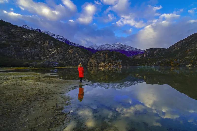 【你认可“高人讲真诚， 小人玩心眼，善者独来独蛀， 恶人成群结队”这种说法吗】