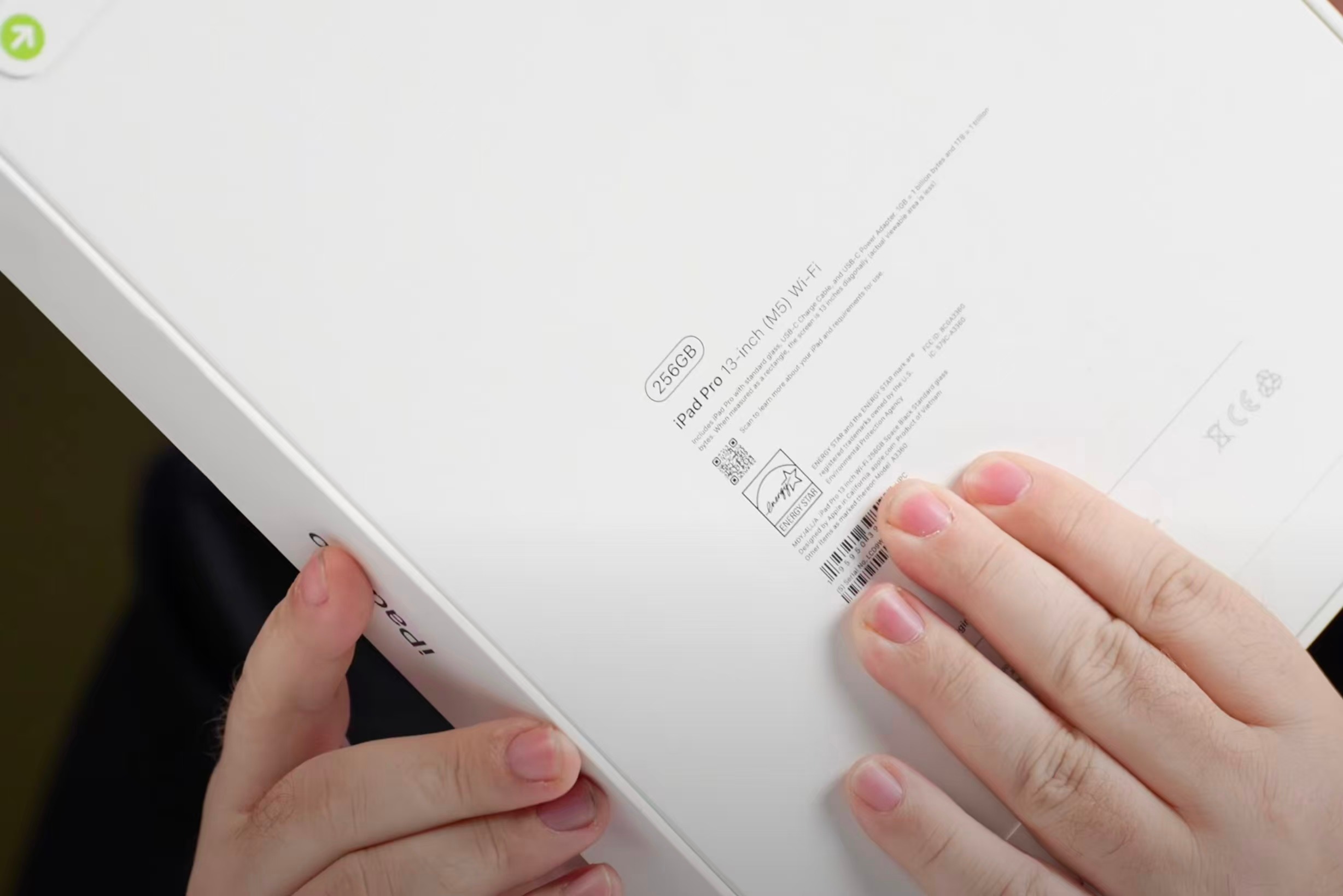 🎉 国庆快乐！全新的 M5 SOC 与 iPad Pro M5 在正式发布前，