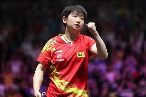 细节见人品，这份职业与担当太戳人！12 月 13 日 WTT 香港总决赛女单半决