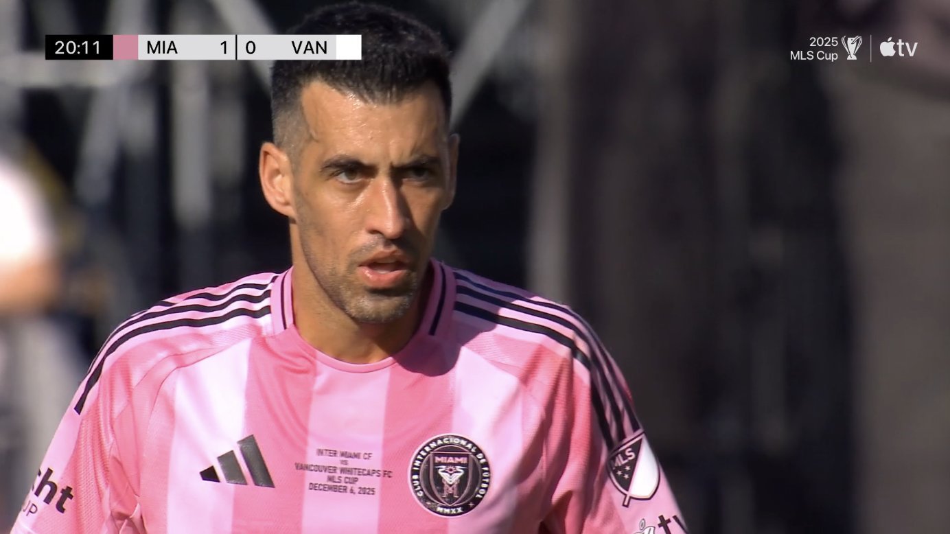 📸  - 布斯克茨的最后一场比赛迈阿密国际vs温哥华白浪迈阿密国际
