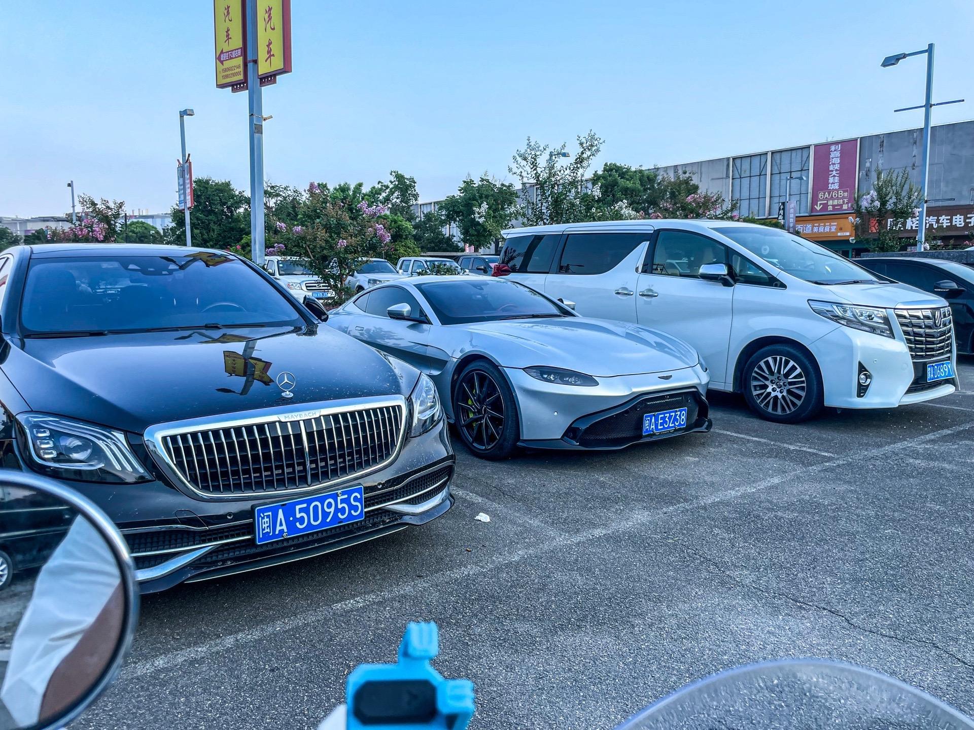 阿斯顿马丁vantage 是好车 超跑