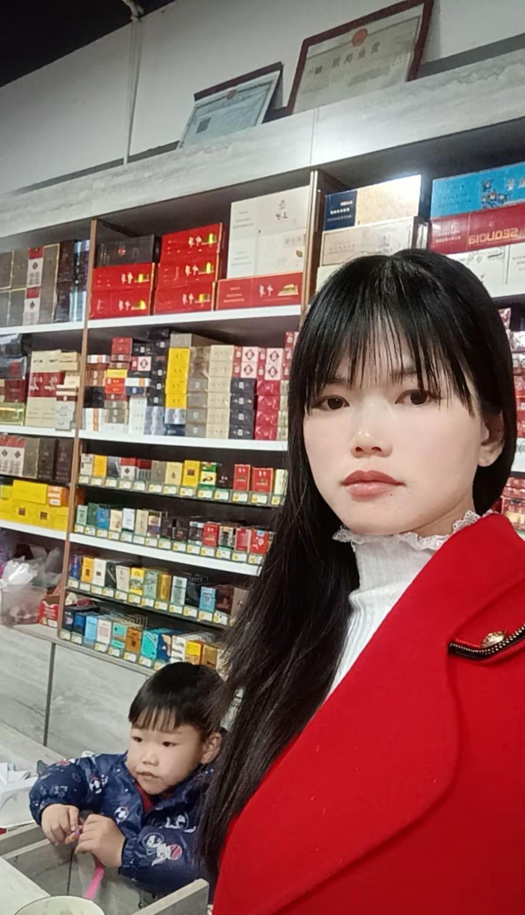 我老公花1万块钱把我娶回家，每天看店带娃做饭，你们说值不值？现在娶个老婆要几十万