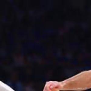 在此前的一场NBA东部决赛G1中，主场作战的纽约尼克斯在末节完成了大逆转，并且经