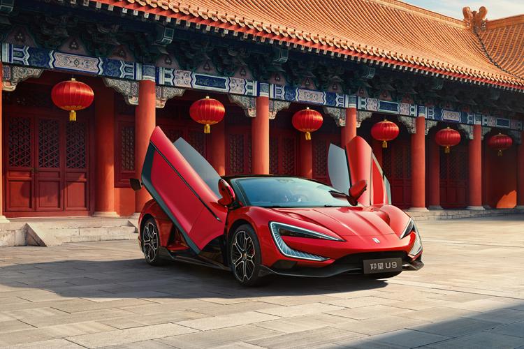 比亚迪汽车仰望品牌近日对外披露，源自易四方技术平台、官方指导价168万元的首款电