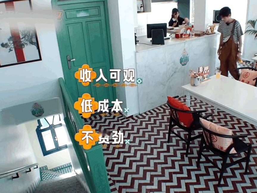 沈月翟潇闻销冠的底气谁还没被沈月翟潇闻摆摊赚翻后的样子笑到？眼睛笑成月牙，还疯狂
