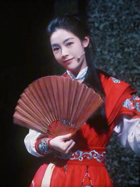 好久不见的丽君 