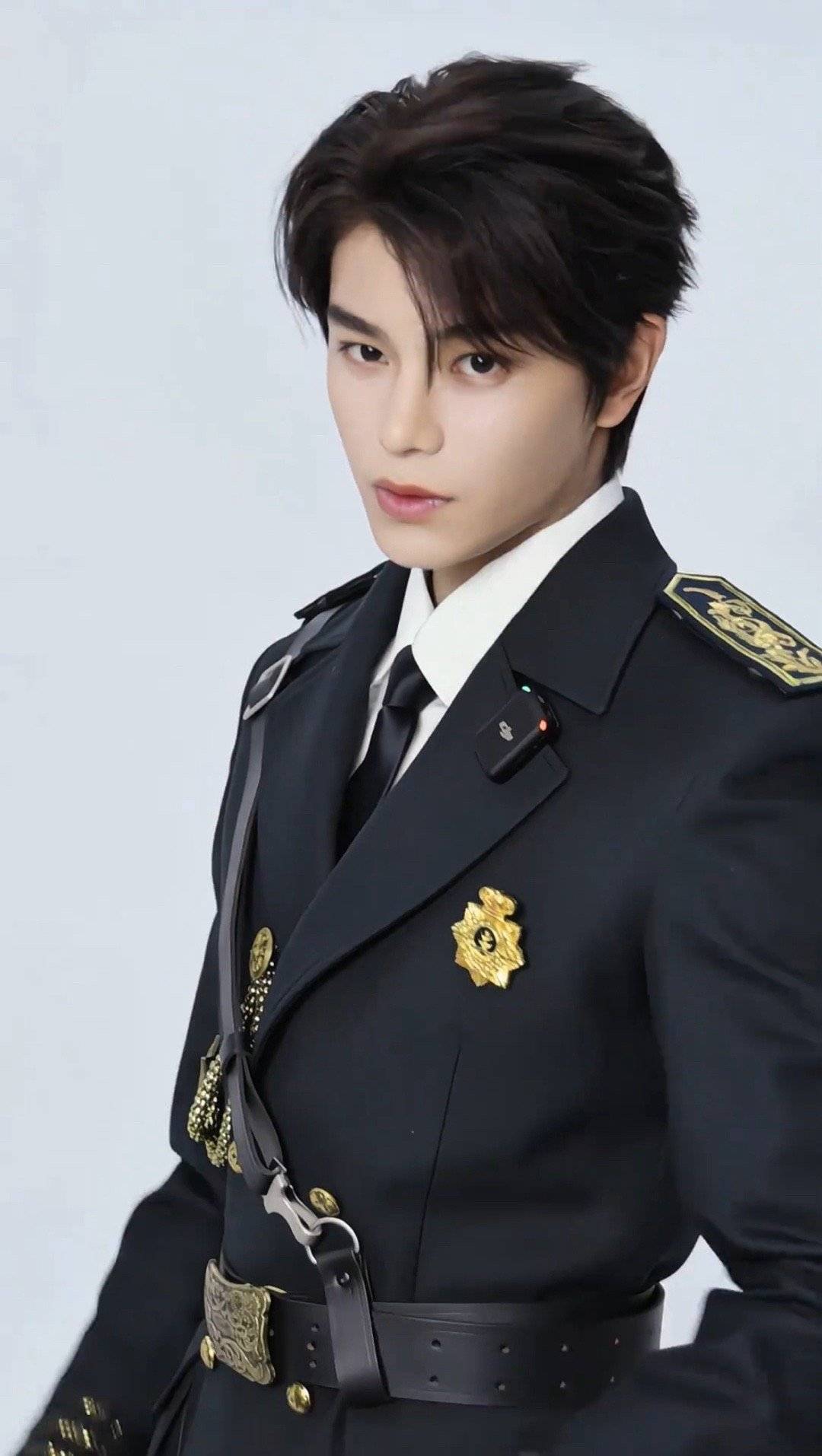 再来发个疯！！！！ 南部档案官宣  南部档案   丁禹兮好伟大一张脸！！！！！！